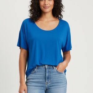 Bella LUXX Vibrant Blue Short Sleeve Scoop Neck Top Size M